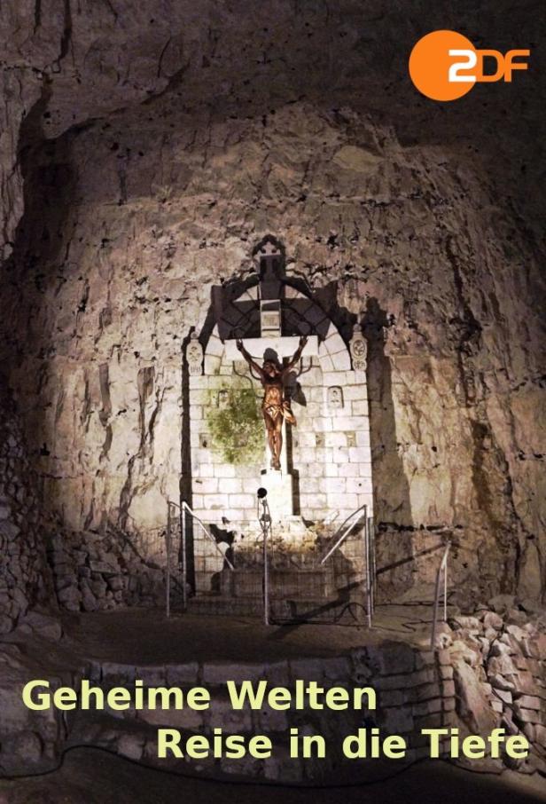 Eine Kreuzigungsszene in einer Grotte, möglicherweise Teil der ZDF-Sendung „Geheime Welten – Reise in die Tiefe“.