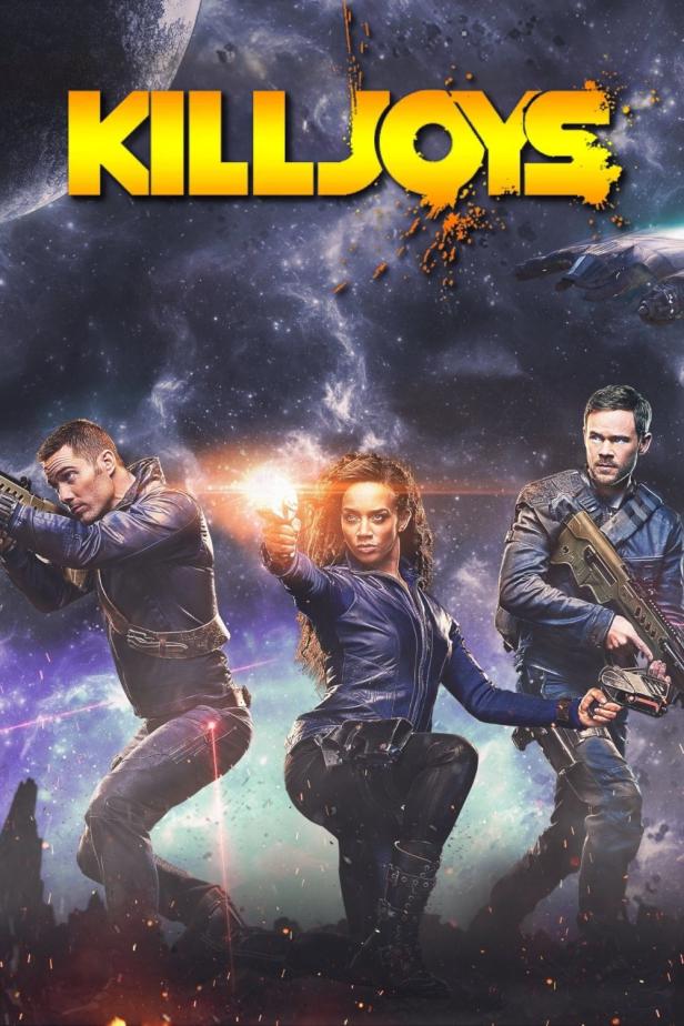Das Filmplakat zu „Killjoys“ zeigt drei bewaffnete Kopfgeldjäger vor einem Weltraumhintergrund.