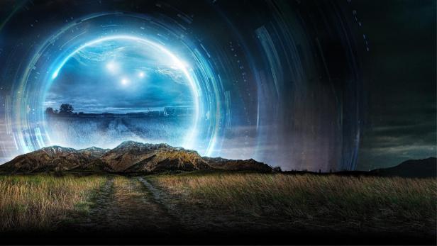 Eine Berglandschaft mit einem leuchtenden, kreisförmigen Portal im Hintergrund.