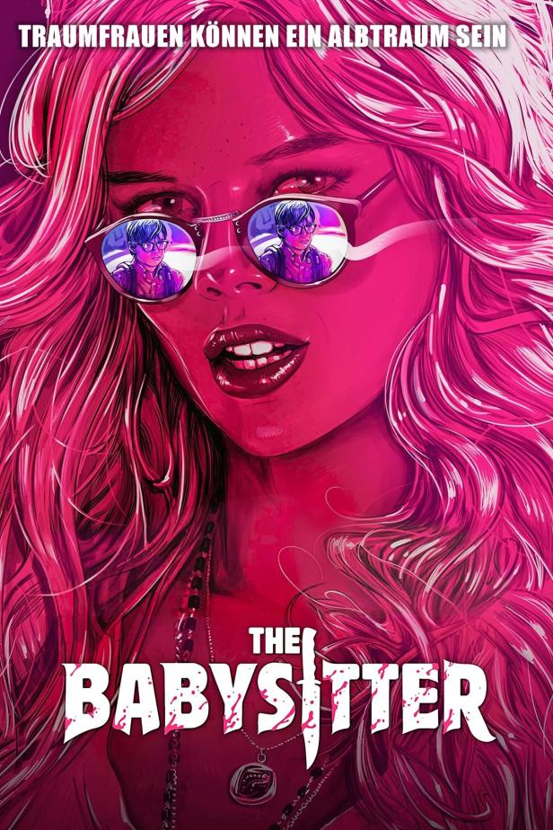Das Poster für den Film „The Babysitter“ zeigt eine Frau mit einer Spiegelung eines Jungen in ihrer Sonnenbrille.