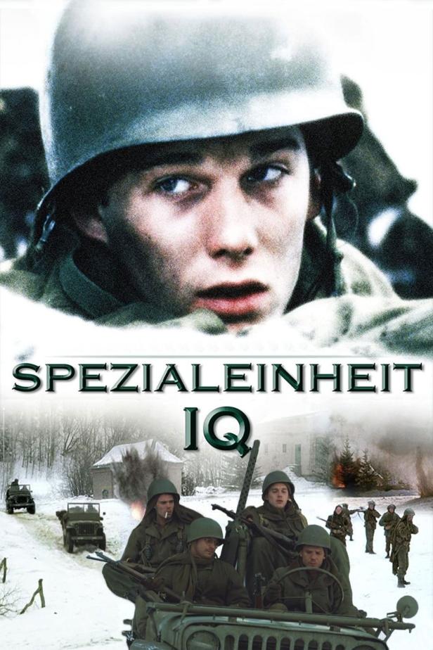 Das Filmplakat für „Spezialeinheit IQ“ zeigt Soldaten im Winter während des Krieges.