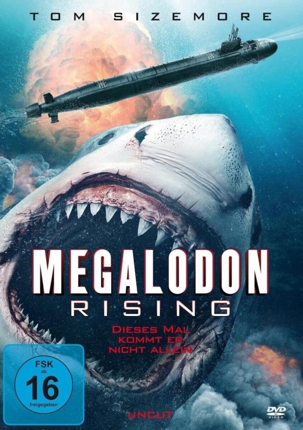 Das Filmplakat für „Megalodon Rising“ zeigt einen riesigen Hai und ein U-Boot unter Wasser.
