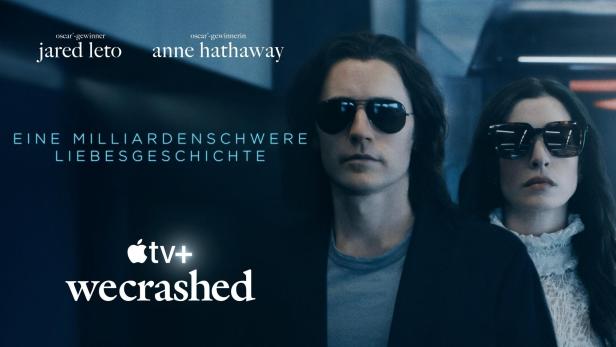Das Poster für „WeCrashed“ zeigt Jared Leto und Anne Hathaway mit Sonnenbrillen.
