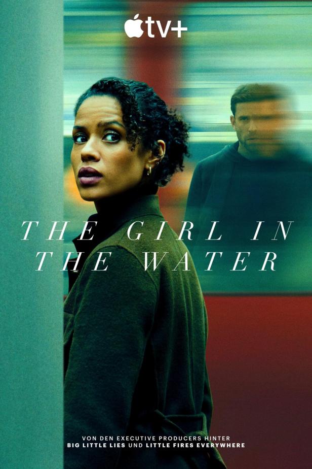 Das Filmplakat für „The Girl in the Water“ zeigt eine Frau und einen Mann vor einem verschwommenen Hintergrund.