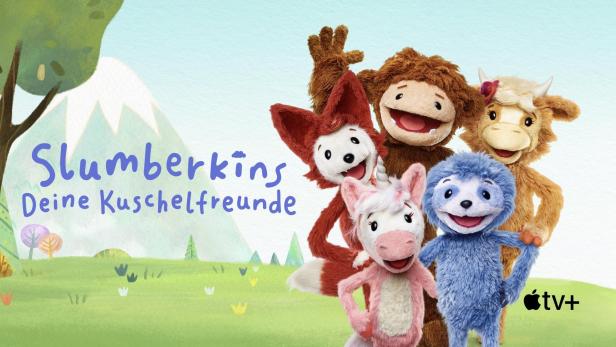 Das Poster für „Slumberkins“ zeigt die animierten Kuscheltierfiguren vor einer gemalten Landschaft.