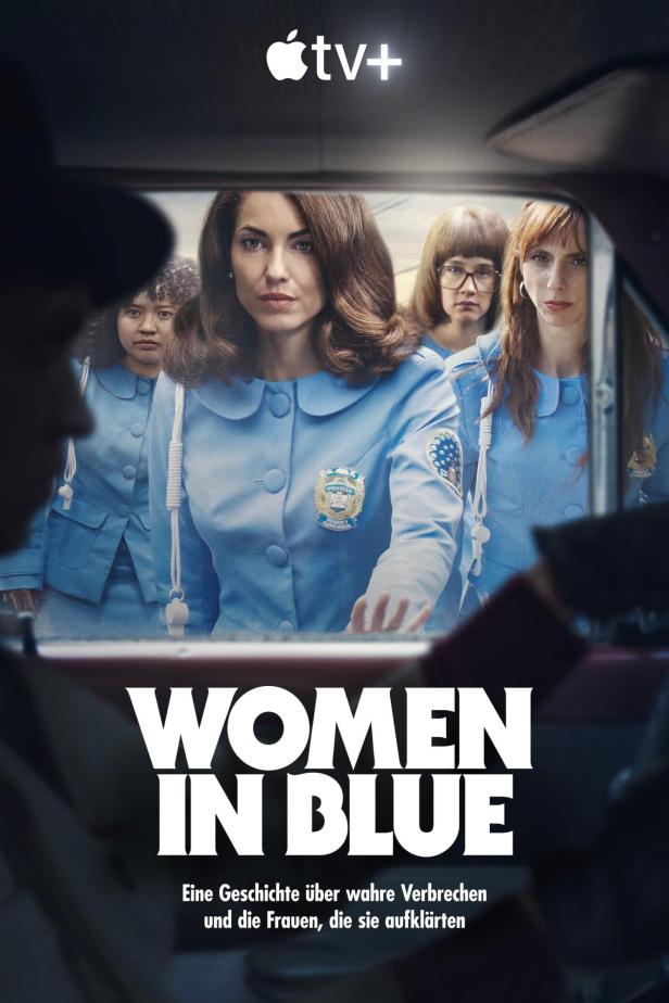Das Filmplakat für „Women in Blue“ zeigt Polizistinnen in blauen Uniformen.