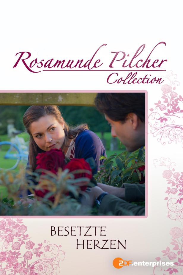 Das Cover von Rosamunde Pilchers „Besetzte Herzen“ zeigt zwei Personen mit roten Rosen.
