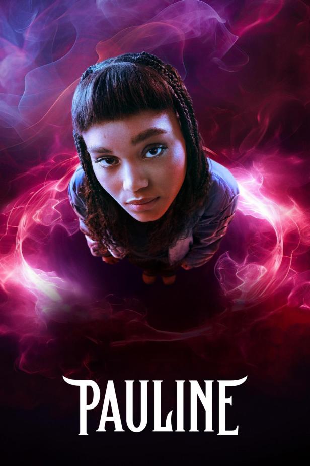 Das Filmplakat für „Pauline“ zeigt eine junge Frau mit Zöpfen, umgeben von roter Energie.
