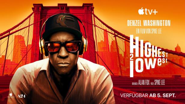 Das Filmplakat für „High and Low“ mit Denzel Washington vor der Brooklyn Bridge.