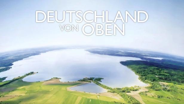Luftaufnahme einer Seenlandschaft in Deutschland.