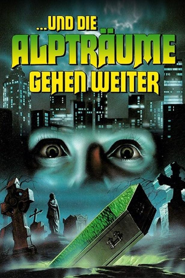 Das Filmplakat zeigt einen Friedhof vor einer Stadtkulisse und den Augen eines Gesichts im Himmel.