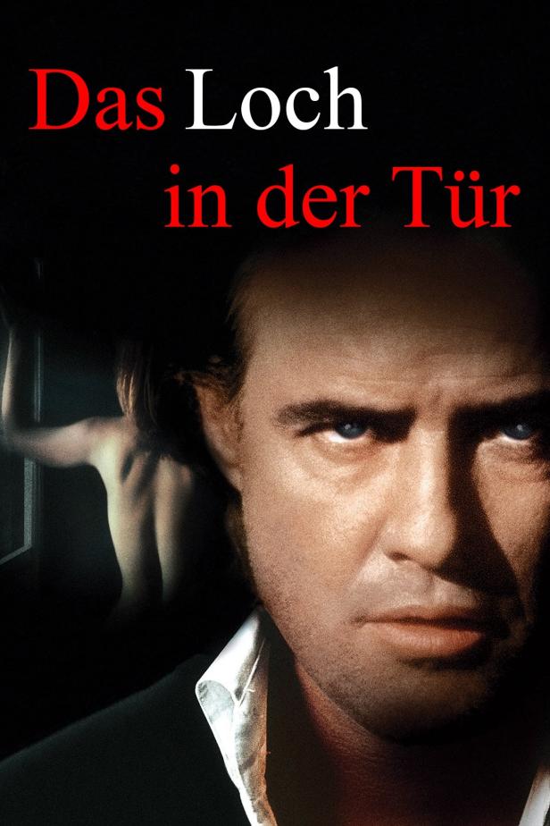 Das Filmplakat für „Das Loch in der Tür“ zeigt einen Mann und eine schemenhafte Figur.