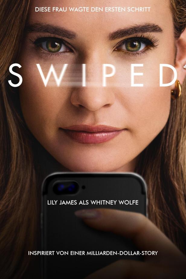 Das Filmplakat von „Swiped“ zeigt Lily James als Whitney Wolfe mit einem Smartphone in der Hand.