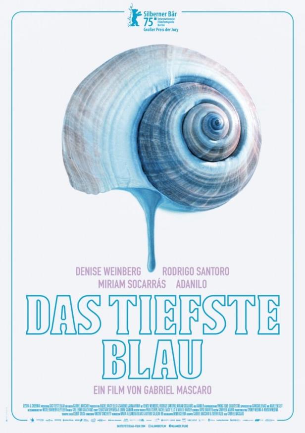 Das Filmplakat für „Das Tiefste Blau“ zeigt eine stilisierte blaue Muschel.