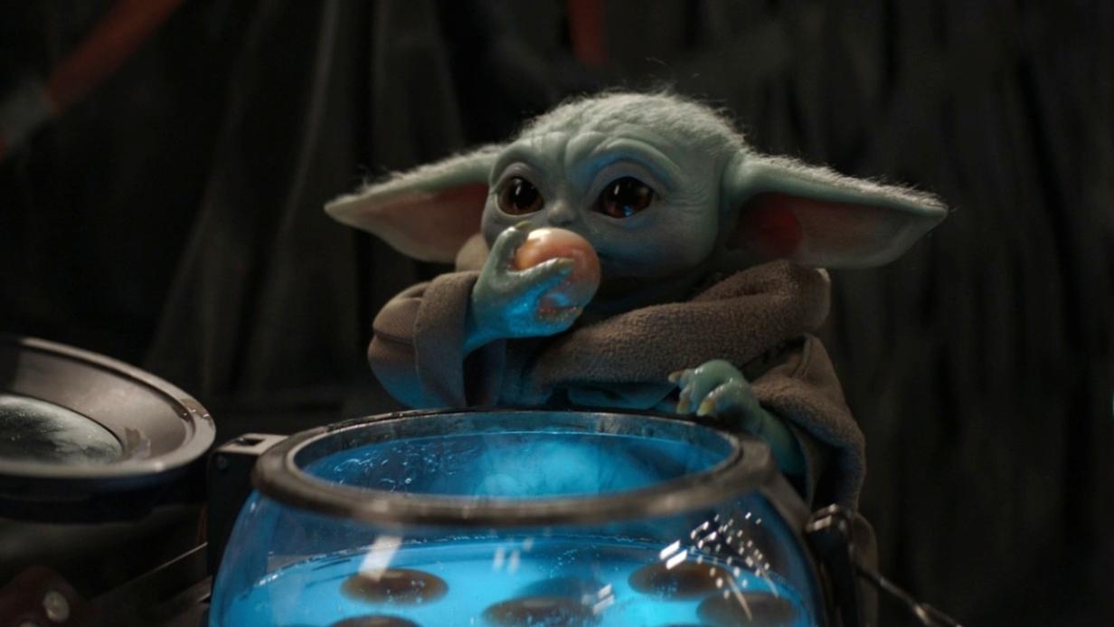 The Mandalorian Bose Baby Yoda Verspeist Babys Film At