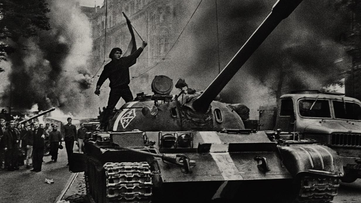 Wendepunkt Die Bombe Und Der Kalte Krieg "Wendepunkt"-Trailer: Netflix-Dokuserie zum Kalten Krieg