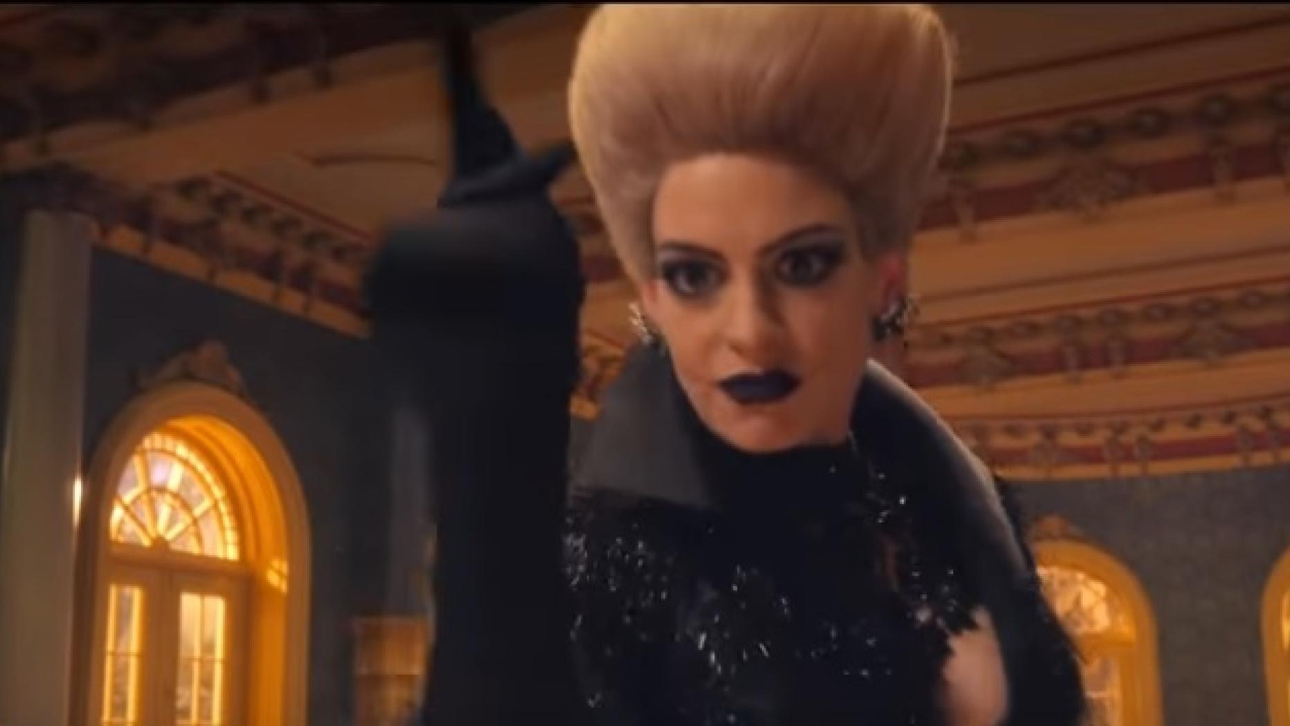 Энн хэтэуэй ведьмы гримм. Ведьмы 2020 энн хэтэуэй гримм. Стэнли туччи ведьмы 2020. Ведьмы 2020 г. Энн хэтэуэй ведьмы 2020 грим.