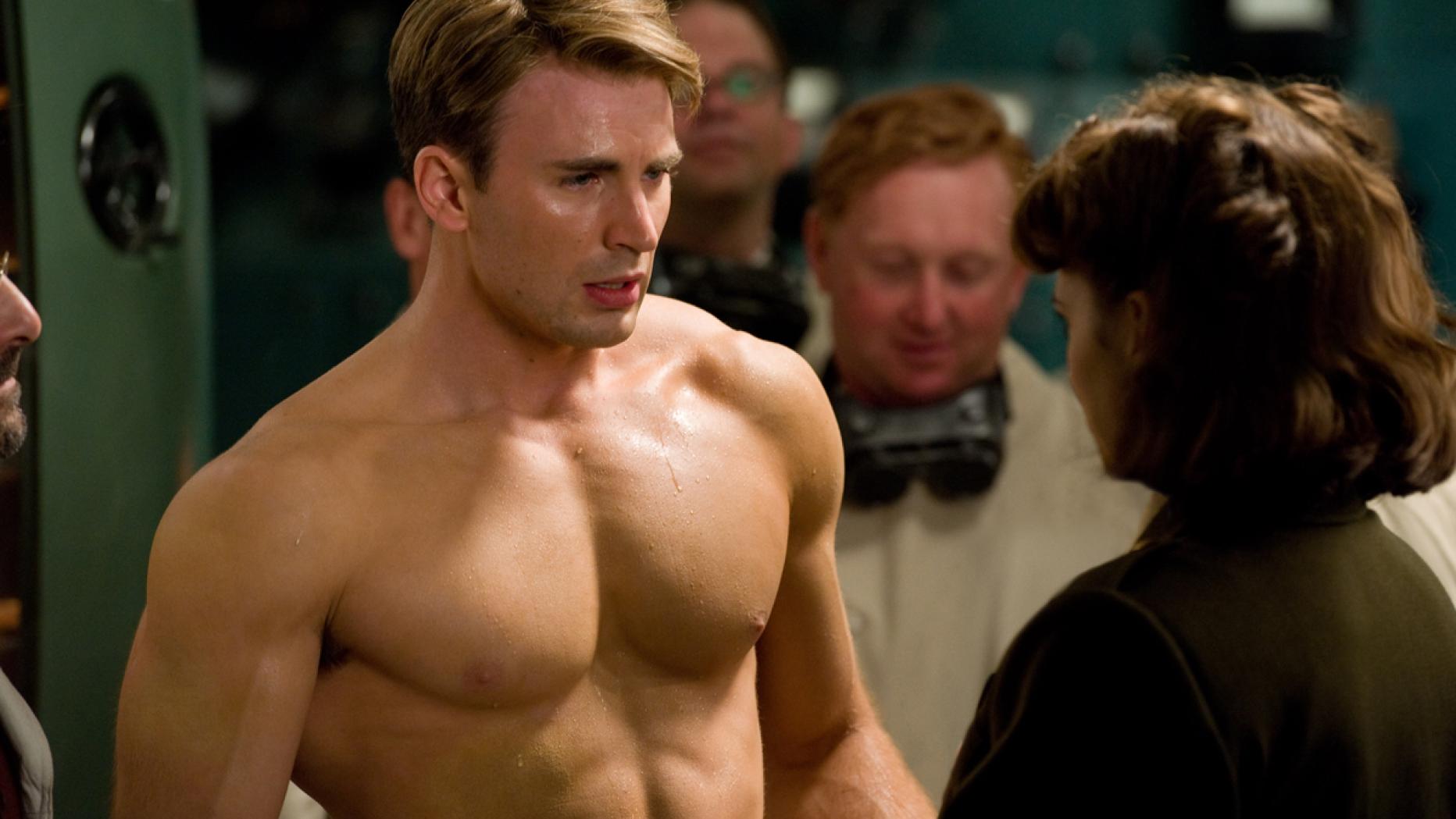 Chris Evans Spricht Erstmals Uber Sein Hunde Tattoo Film At