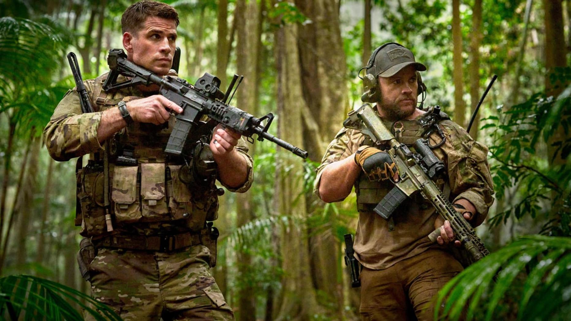 "Land of Bad"Trailer Action mit Liam Hemsworth & Russell Crowe