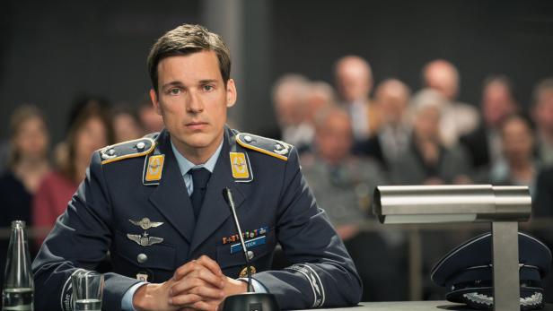 Florian David Fitz als Angeklagter in &quot;Terror - Ihr Urteil&quot;