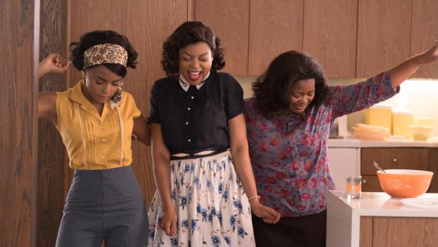 Drei schwarze Frauen in der Domäne der weißen Männer: Taraji P. Henson (Mitte), Janelle Monáe (links) und Octavia Spencer in „Hidden Figures“