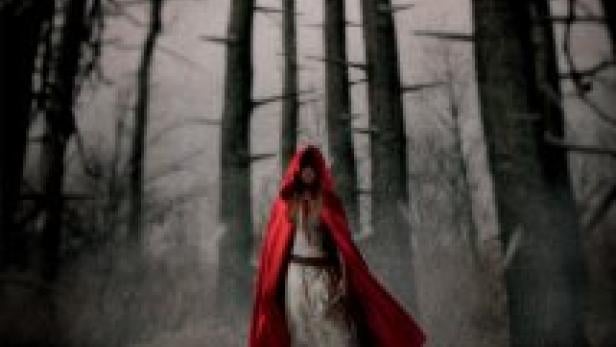 Red Riding Hood - Unter dem Wolfsmond