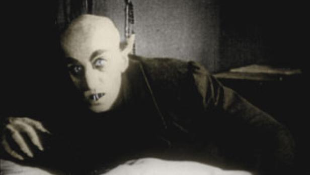 Eine Szene mit Max Schreck als Graf Orlok in dem Stummfilm „Nosferatu – Eine Symphonie des Grauens“.