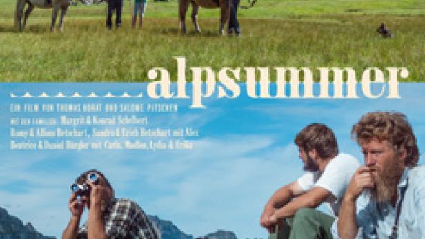 Das Filmplakat für „Alpsommer“ zeigt Menschen und Maultiere in einer alpinen Landschaft.