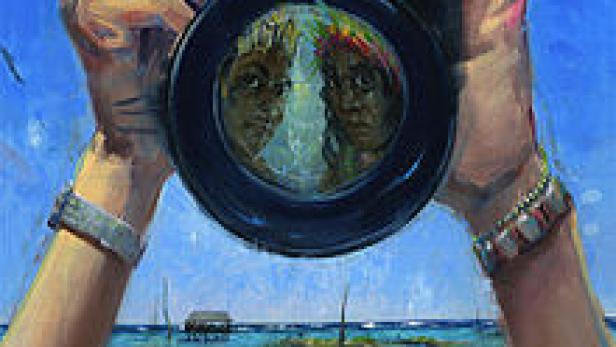 Das Filmplakat für „The Anthropologist“ zeigt Hände, die eine Kamera halten, deren Linse zwei Gesichter reflektiert.