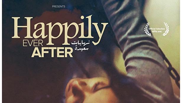 Das Filmplakat für „Happily Ever After“ zeigt eine Frau, die nach oben greift.