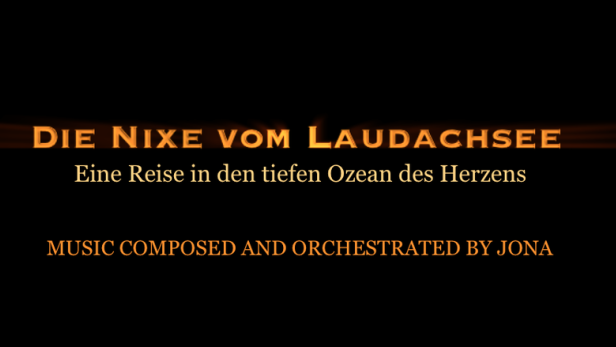 Der Titel „Die Nixe vom Laudachsee“ und der Untertitel „Eine Reise in den tiefen Ozean des Herzens“ werden angezeigt.