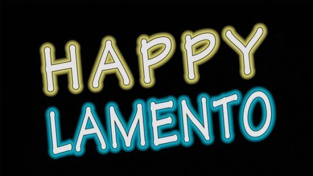 Der Schriftzug „Happy Lamento“ in gelber und blauer Neonreklame vor schwarzem Hintergrund.