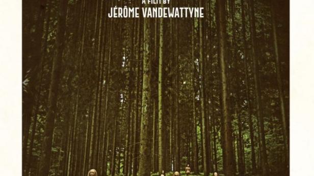 Das Filmplakat für „Spit'n'Split“ zeigt Personen in einem dichten Wald.