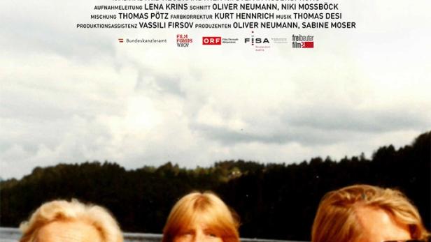 Das Filmplakat für „Kinder unter Deck“ zeigt drei Personen in einem Boot auf einem See.