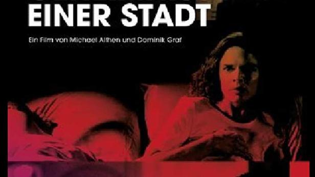 Das Filmplakat für „München Geheimnisse einer Stadt“ zeigt drei Charaktere in verschiedenen Szenen.