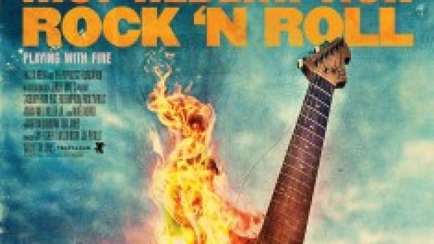 Das Filmplakat für „Asbury Park: Riot, Redemption, Rock 'n Roll“ zeigt eine brennende Gitarre.
