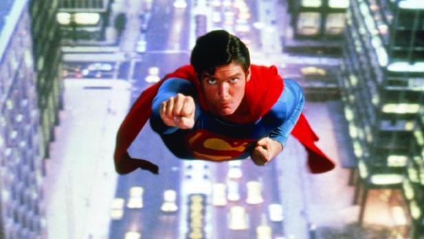 1978 schlüpfte Christopher Reeve zum ersten Mal in die Rolle des blau-roten Superhelden. In: &quot;Superman&quot;.