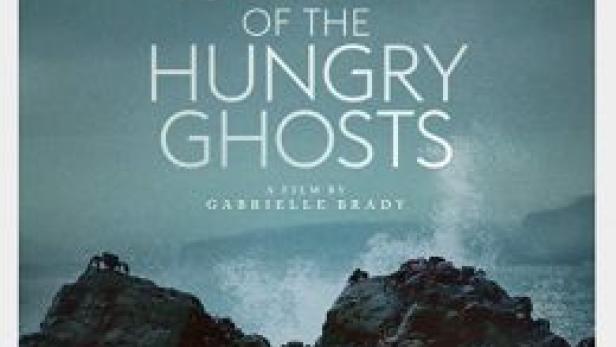 Das Filmplakat für „Island of the Hungry Ghosts“ zeigt eine felsige Insel im Meer.