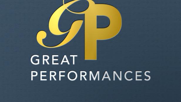 Das Logo der Fernsehsendung „Great Performances“ auf blauem Hintergrund.