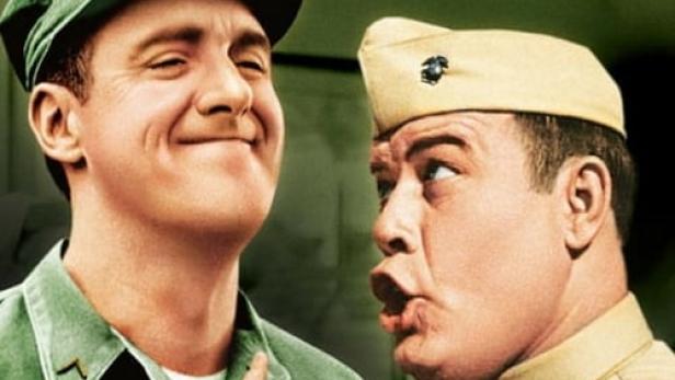 Cover-Artwork der Fernsehserie „Gomer Pyle, U.S.M.C.“ mit zwei Marinesoldaten.