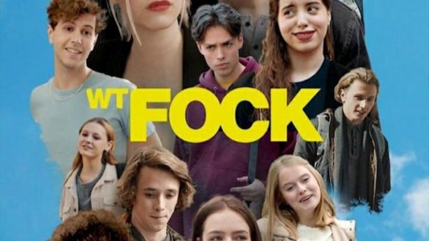 Das Poster für die Serie „WTFOCK“ zeigt eine Gruppe von Teenagern vor blauem Himmel.