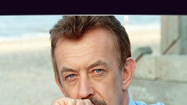 Das Filmplakat zeigt Roy Marsden als „Inspector Dalgliesh“.