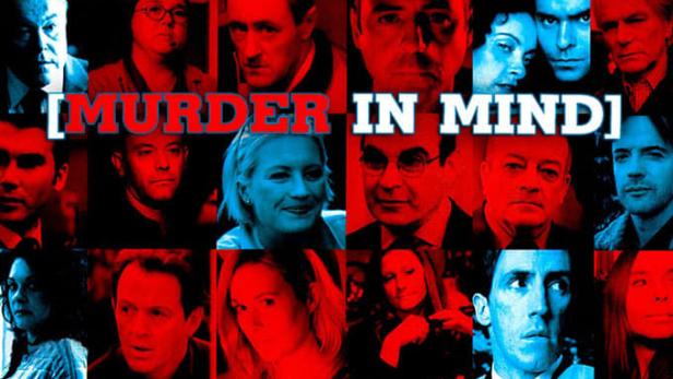 Das Cover für „The Complete Murder in Mind“ zeigt eine Collage von Gesichtern in Rot- und Blautönen.
