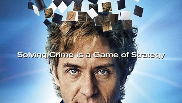 Ein Poster für die Fernsehserie „Endgame“ mit Schachfiguren, einer Pistole und einem Mann.