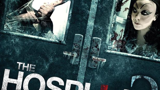 Das Filmplakat für „Hospital 2“ zeigt zwei unheimliche Gestalten hinter einer Tür.