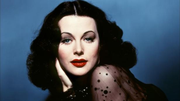 Das Filmmuseum ehrt sie an ihrem 100. Geburtstag (9.11.) mit einem Screening von Georg Mischs Doku &quot;Calling Hedy Lamarr&quot;.