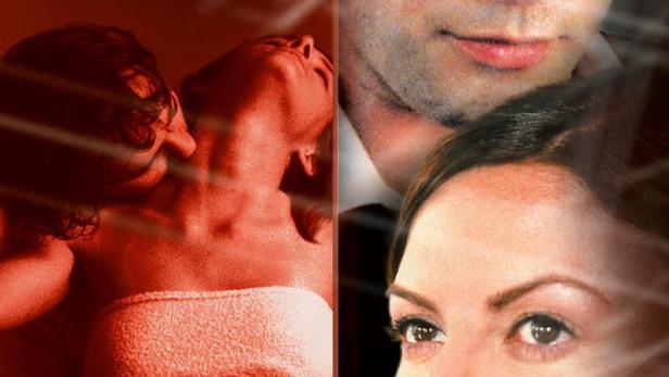 Das Filmplakat für „Spider's Web“ zeigt ein Paar und zwei Gesichter.