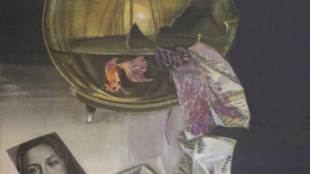 Das Filmplakat für „Ohne Zeugen“ zeigt ein Goldfischglas, Briefe und Porträts zweier Personen.