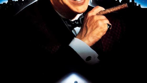 Das Filmplakat für „Mr. Saturday Night“ zeigt Billy Crystal mit Zigarre vor einer Skyline.