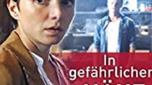 Das Cover des Films „In gefährlicher Nähe“ zeigt eine besorgt blickende Frau.
